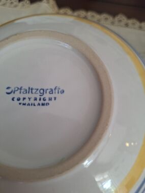 Pfaltzgraff White Ceramic Bowl with Yellow Rim